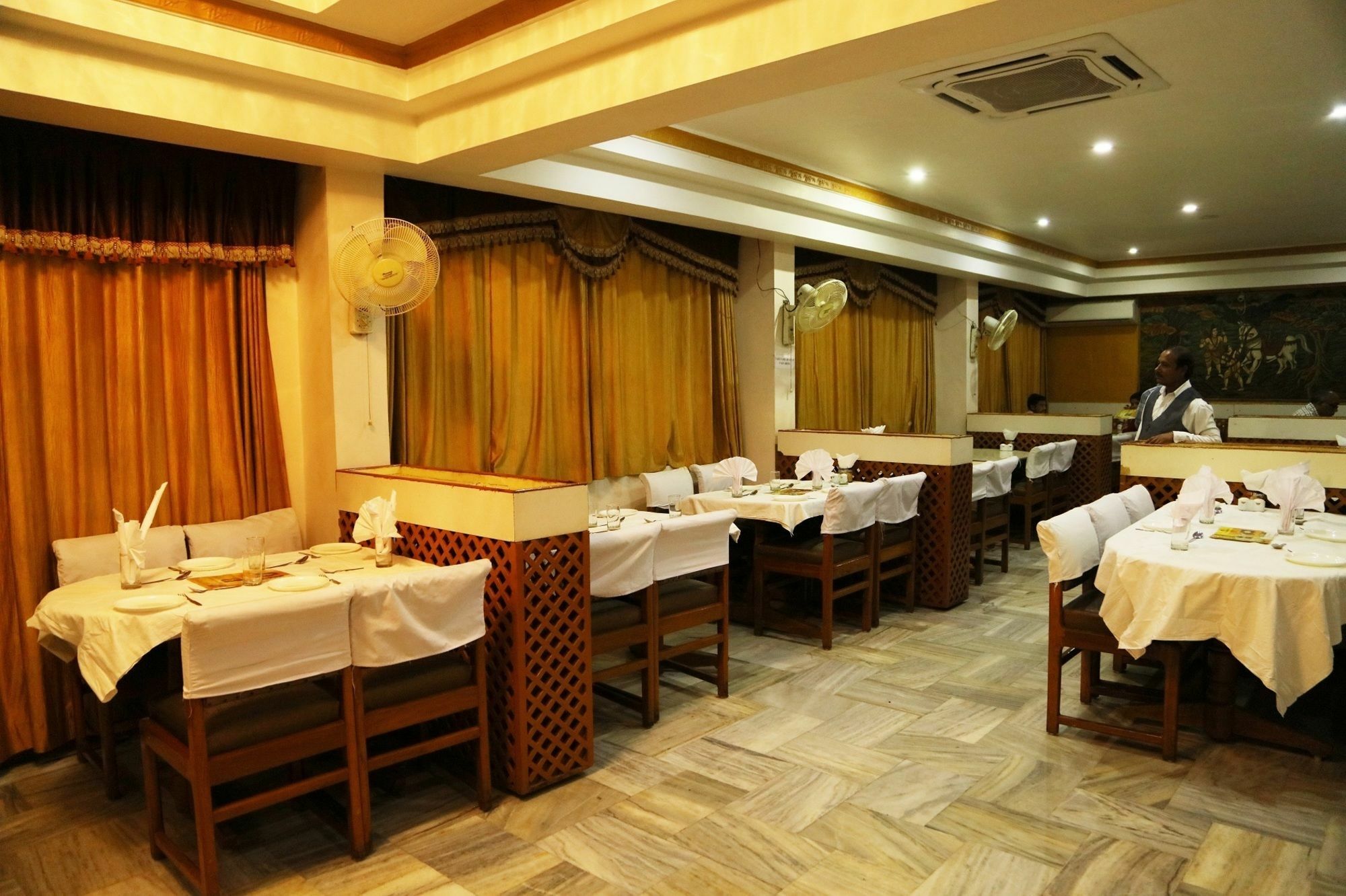 Hotel Panchratan Хидерабад Екстериор снимка